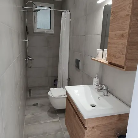 Casa de Férias Terra Saronia Metamorfosi (Troizinia-Methana)