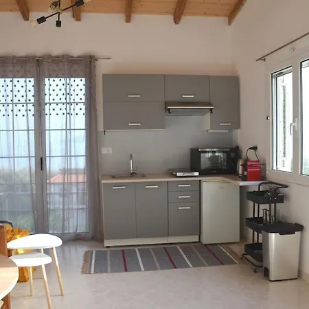 Terra Saronia * Metamorfosi (Troizinia-Methana)