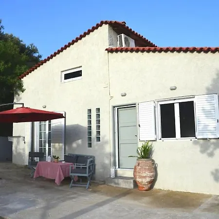 Vakantiehuis Terra Saronia Metamorfosi (Troizinia-Methana)