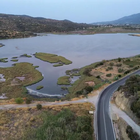 Terra Saronia Nyaraló