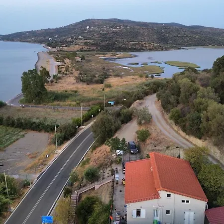 Terra Saronia Casa de Férias Metamorfosi (Troizinia-Methana)
