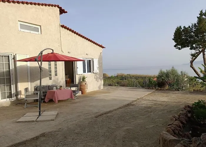 Terra Saronia Metamorfosi (Troizinia-Methana)