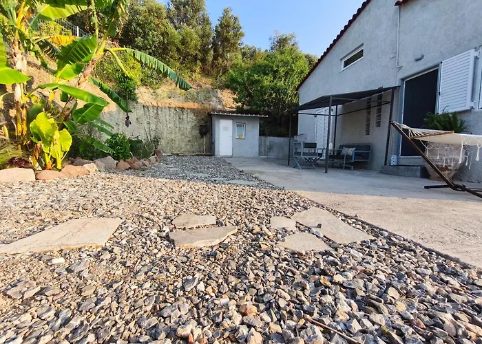 Holiday home Terra Saronia Metamorfosi (Troizinia-Methana)